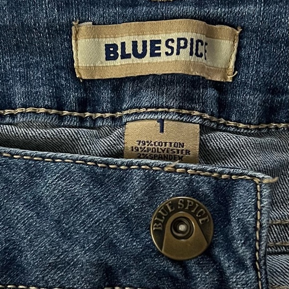 Blue Spice- denim shorts, size 1 - Picture 3 of 3